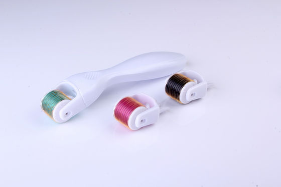 LED 540 바늘 Derma 회전 체계 피부 회춘을 위한 티타늄 마이크로 바늘 롤러 치료